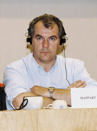 Zdjęcie 9: The MEP Jose H.G. HAPPART during a meeting in Strasbourg in June 1996.