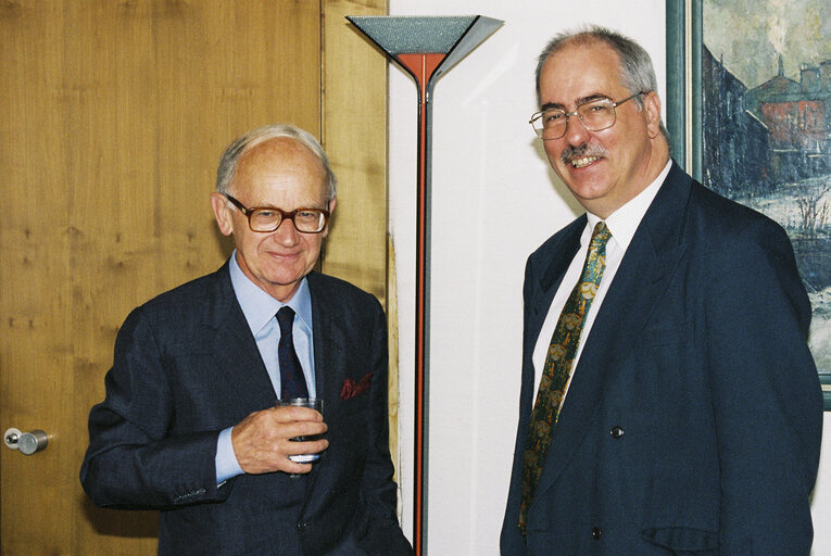 Alexandre LAMFALUSSY, President of the European Monetary Institute and Lyndon H.A. HARRISON during a meeting in Strasbourg in June 1996.