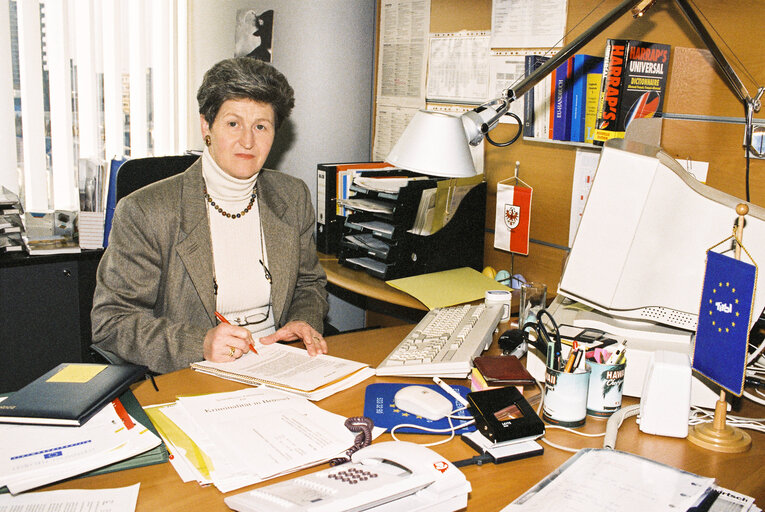 Fotogrāfija 2: MEP Agnes SCHIERHUBER at the European Parliament in Brussels