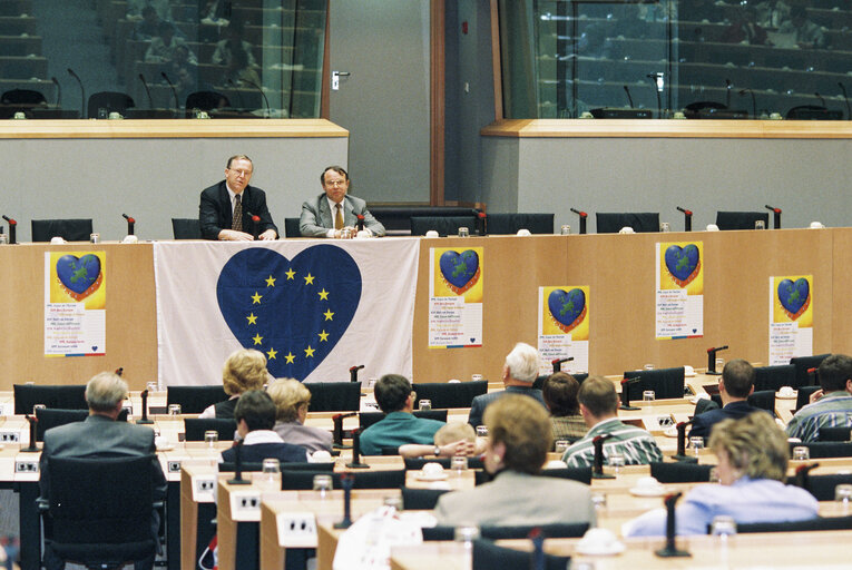 Fotografie 7: EPP party event in Brussels in May 1996