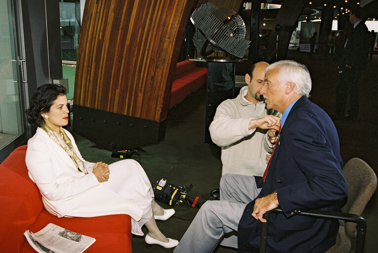 Fotografie 4: Interview of Bianca JAGGER at the European Parliament in Strasbourg