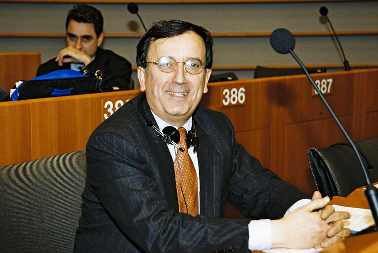 Fotografie 3: Jean Claude MARTINEZ in Plenary session in Brussels