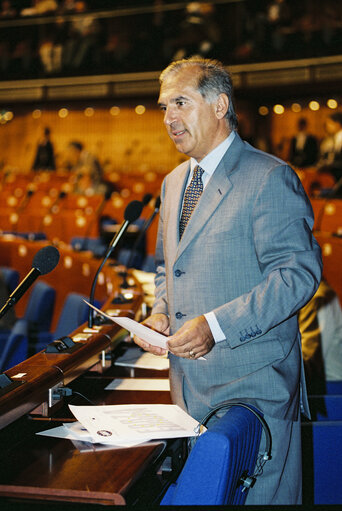 Suriet 6: Portrait of MEP Giacomo SANTINI in Strasbourg