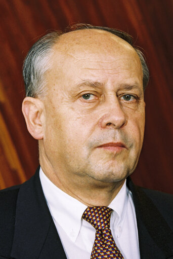 Photo 5: Portrait of Mep Konrad SCHWAIGER at the European Parliament in Strasbourg