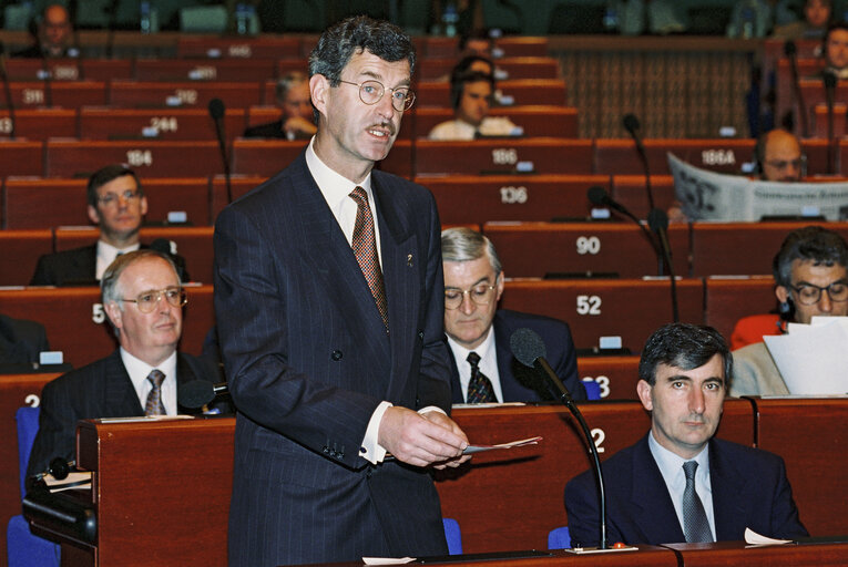 Dick SPRING, Irish Foriegn Affairs Minister during a Plenary session in Strasbourg in July 1996.