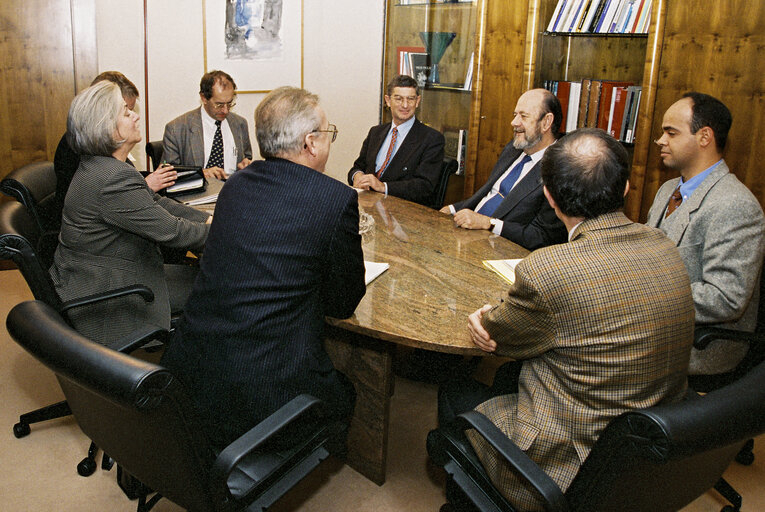 Photo 3: Meeting with Jose Maria GIL ROBLES GIL DELGADO EP President in his office at Strasbourg