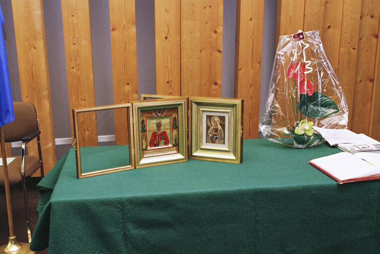 Christian icons are brought to the EP