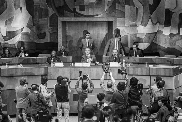 Suriet 9: EC-ACP Convention at the European Parliament in Luxembourg in October 1983