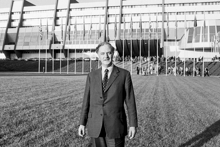 John PURVIS in front of EP Building in Strasbourg