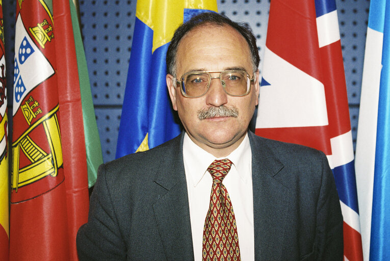 Fotografia 3: MEP David John Alfred HALLAM at the European Parliament in Strasbourg