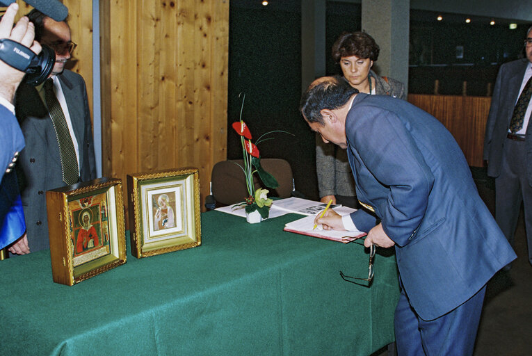 Christian icons are brought to the EP