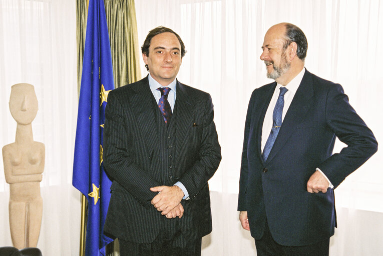 Fotografia 1: Visit of Paulo PORTAS, leader of CDS-PP at the European Parliament in Strasbourg