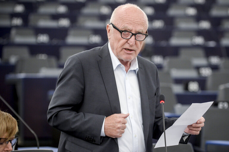 Foto 10: EP Plenary - Statement by the President of the Commission Debate on the State of the Union 2018