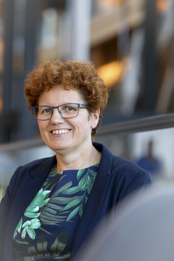 Photo 8: Maria HEUBUCH in the EP in Strasbourg