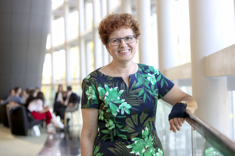 Photo 13: Maria HEUBUCH in the EP in Strasbourg