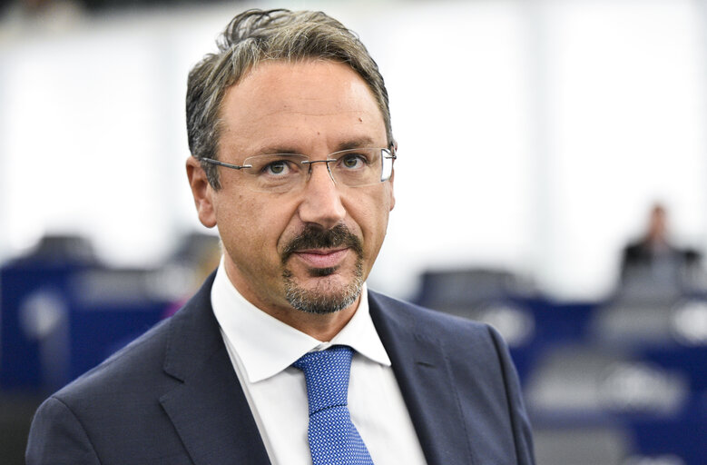 Fotó 2: Piernicola PEDICINI in the EP in Strasbourg