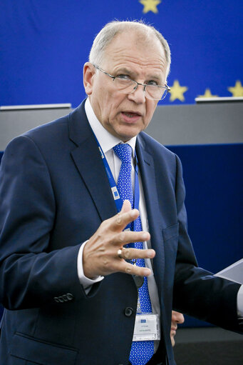 Photo 7 : EP Plenary session- A European One Health Action Plan against Antimicrobial Resistance