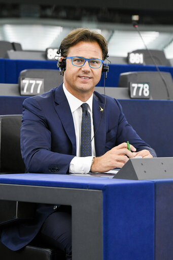 Foto 1: Angelo CIOCCA in the EP in Strasbourg