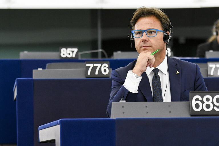 Foto 5: Angelo CIOCCA in the EP in Strasbourg