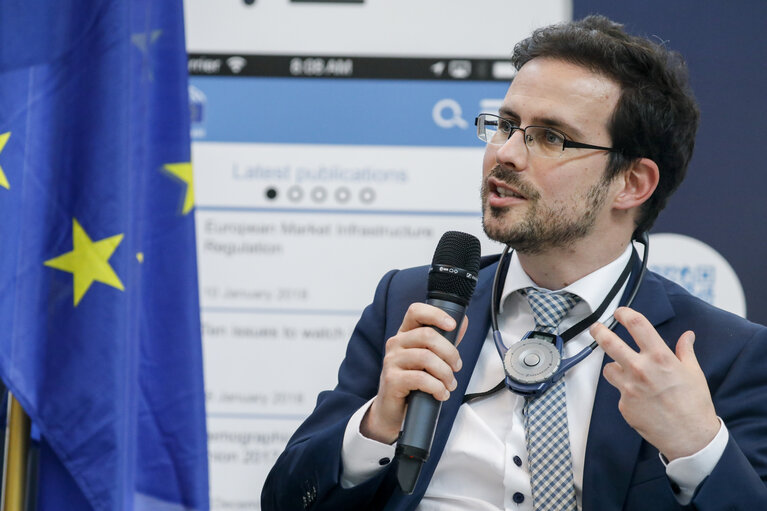 100 Years on: a Literary and Historical Evocation of the World War One