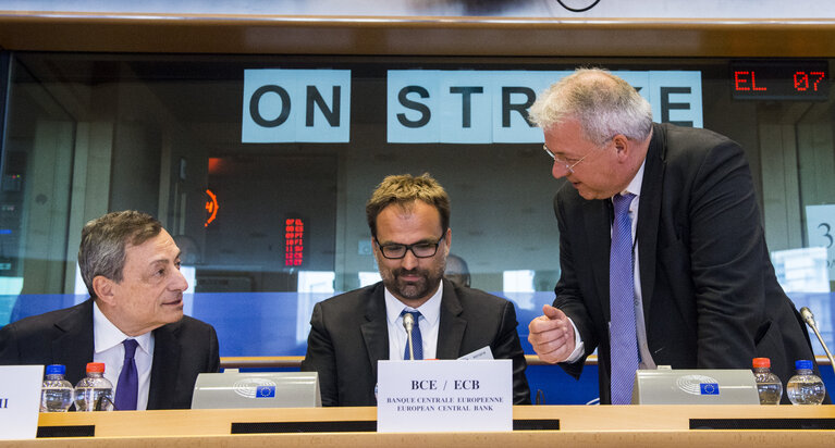 Photo 14 : ECON committee meeting. Monetary Dialogue with Mario DRAGHI, President of the European Central Bank.