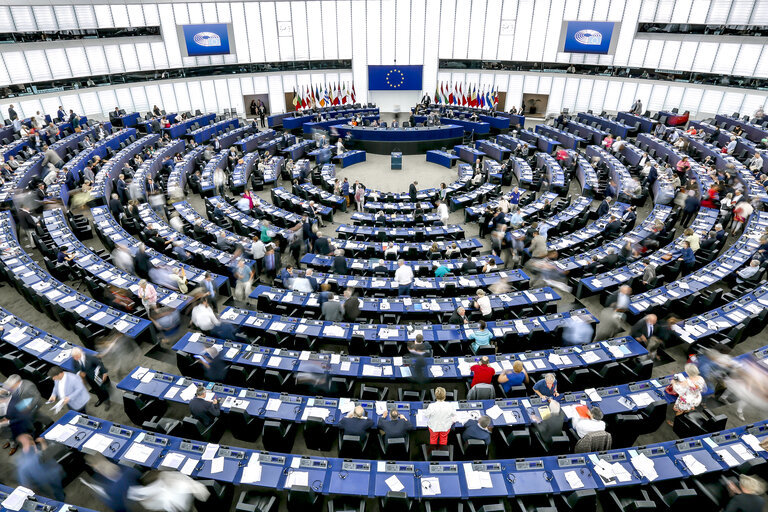 Photo 3 : Stockshots of the hemicycle of the EP in Strasbourg