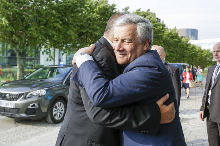 Fotografia 9: Antonio TAJANI - EP President meets with Boyko BORISSOV, Bulgarian Prime Minister- Welcoming