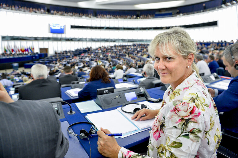 Fotografia 1: Nadine MORANO in the EP in Strasbourg