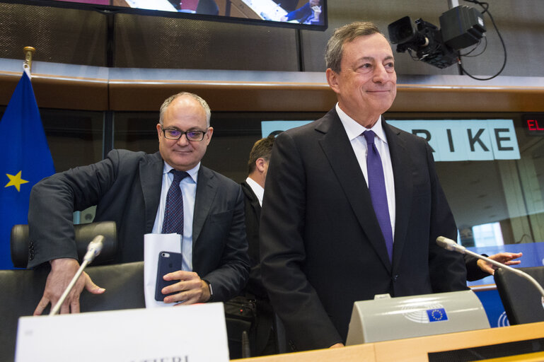 Photo 15 : ECON committee meeting. Monetary Dialogue with Mario DRAGHI, President of the European Central Bank.