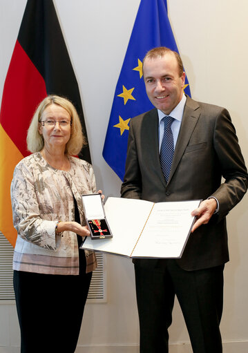 Nuotrauka 9: Presentation of the Bundesverdienstkreuz to current and former German Members of the EP