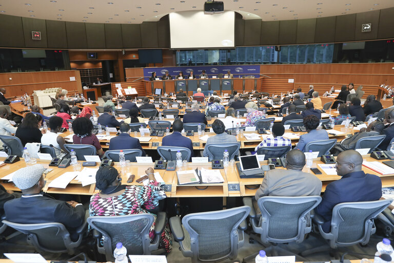 Photo 45 : 35th session of the ACP-EU Joint Parliamentary Assembly. SOC Committee