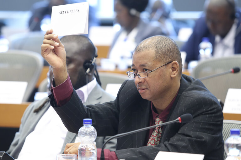 Photo 10 : 35th session of the ACP-EU Joint Parliamentary Assembly. ECON Committee