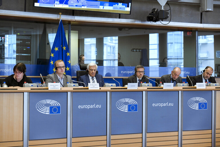 Fotografie 2: ITRE - Exchange of views with Mr Carlos Moedas, European Commissioner for Research, Science and Innovation, as part of the Structured Dialogue, incl. on the newly adopted MFF legislative programmes (VA)