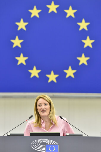 Foto 14: EP Plenary session - Resumption of session and order of business