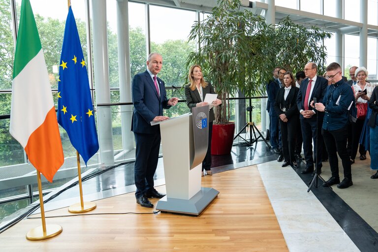 Nuotrauka 14: Inauguration of the bust of John HUME, Irish politician from Northern Ireland, former EP Member, in presence of Roberta METSOLA, EP President and Micheal MARTIN, Irish Prime Minister