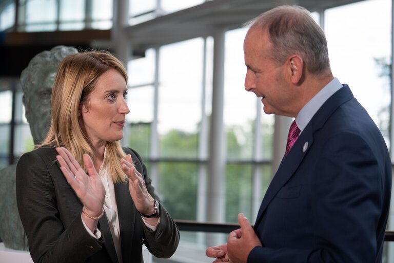 Nuotrauka 2: Inauguration of the bust of John HUME, Irish politician from Northern Ireland, former EP Member, in presence of Roberta METSOLA, EP President and Micheal MARTIN, Irish Prime Minister