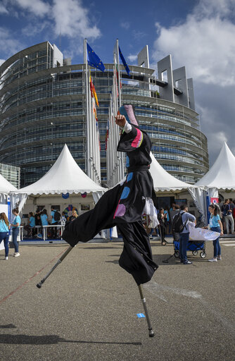 Zdjęcie 42: European Youth Event #EYE2018 - - Yo!Fest Village