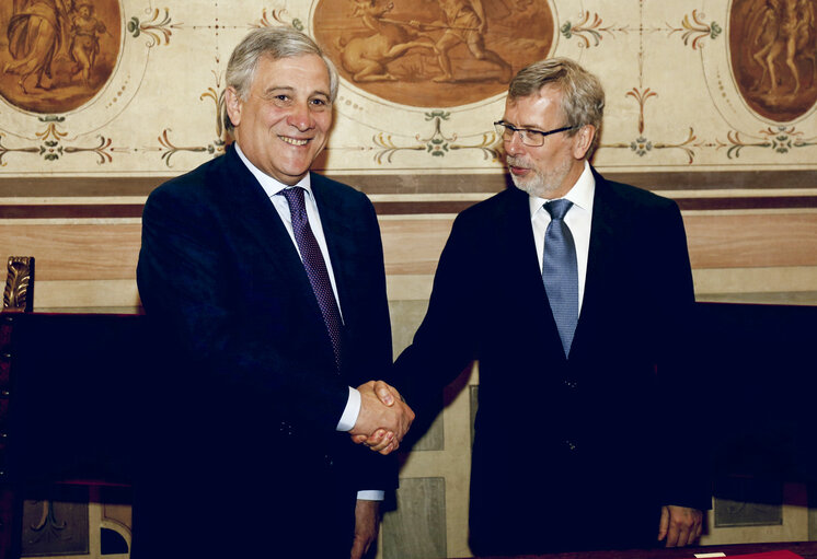 Photo 8 : State of the Union in Florence ItalySignature of agreement between European Union and European University Institute