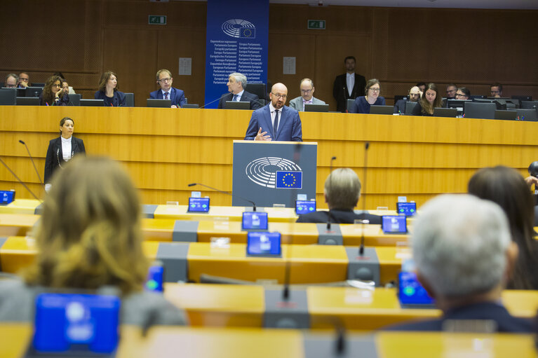 Valokuva 42: Plenary session. Debate with the prime Minister of Belgium on the Future of Europe