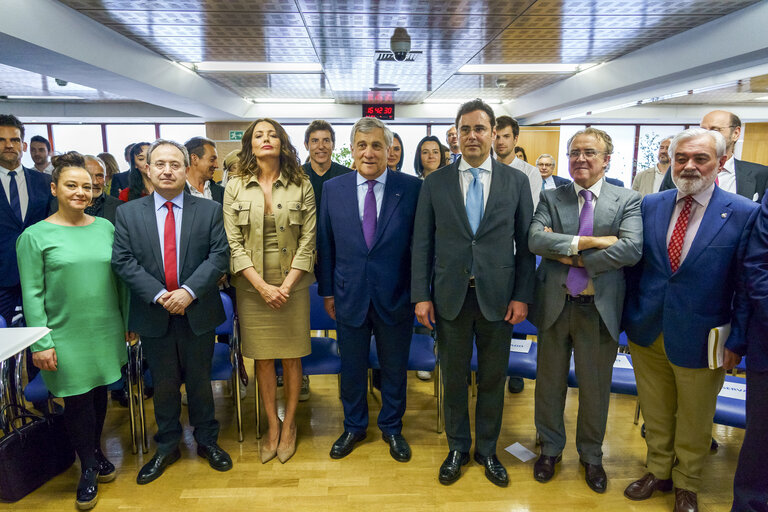 Fotagrafa 2: Citizen dialogue with representatives of the world of Culture in Spain - Office of the European Parliament in Spain.