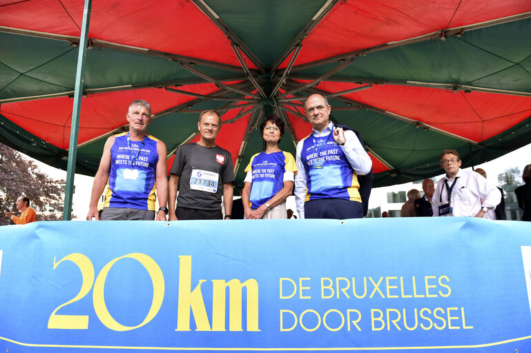 Fotografi 6: 20 km of Brussels running race start