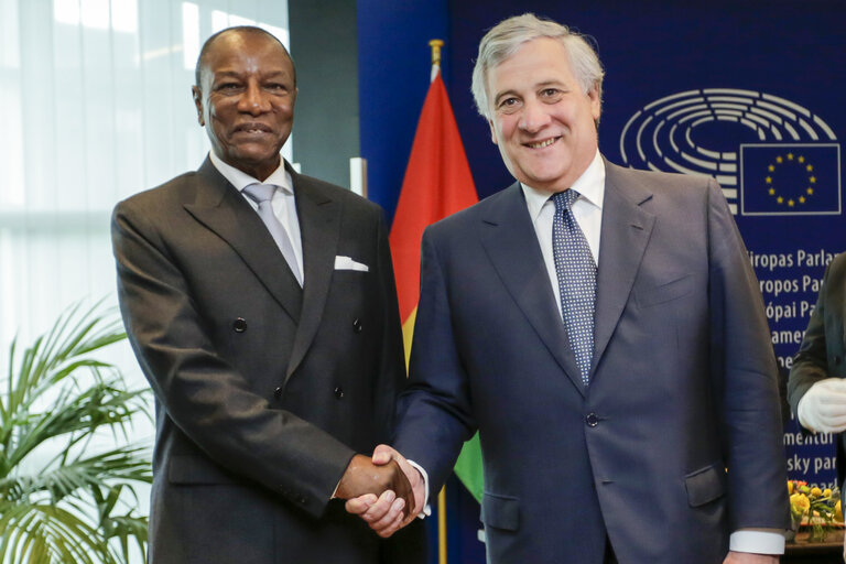 Fotografi 1: Official visit of the President of Guinea.Bilateral meeting