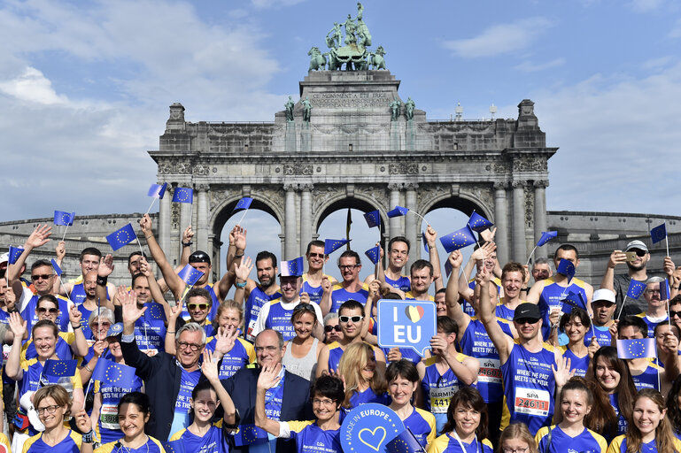 Fotografi 21: 20 km of Brussels running race start