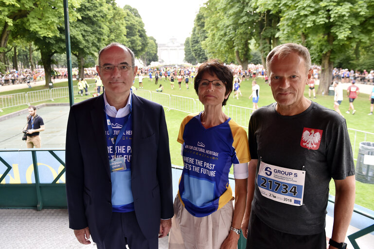 Fotografi 8: 20 km of Brussels running race start