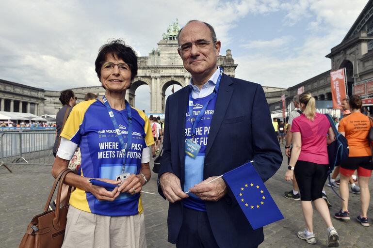 Fotografi 15: 20 km of Brussels running race start