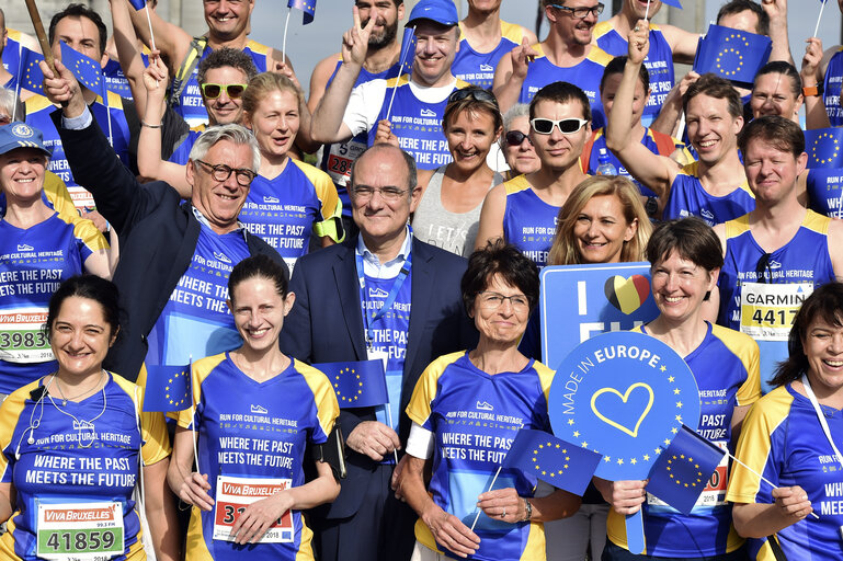 Fotografi 46: 20 km of Brussels running race start