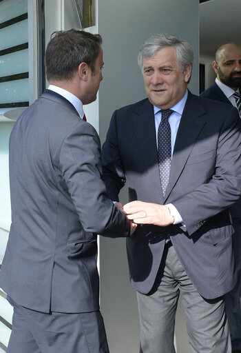 Photo 2 : EP President meets with the Prime Minister of Luxembourg- Official welcome