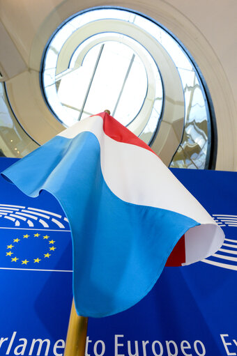 Fotografi 3: EP President meets with the Prime Minister of Luxembourg- Official welcome