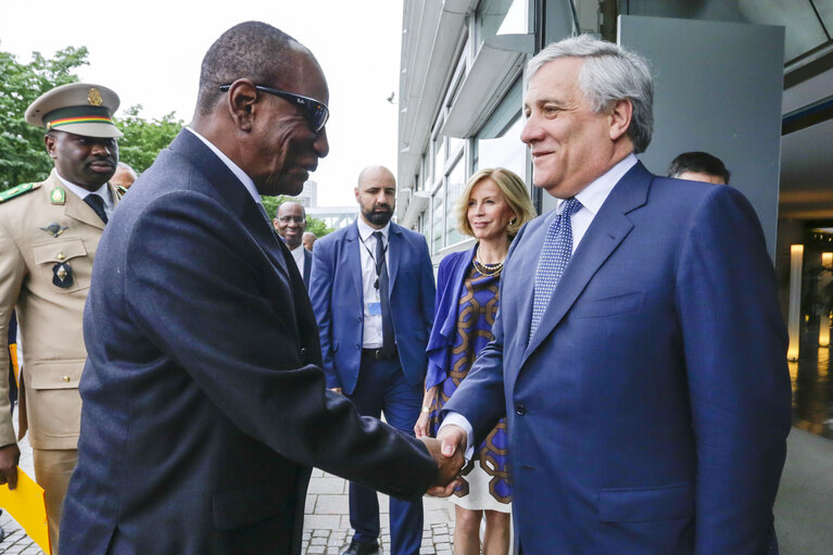 Fotografie 11: Official visit of the President of Guinea.Official welcome