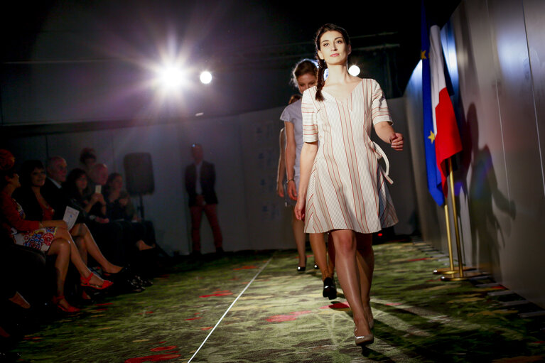 Photo 20: Fashion show at the EP in Strasbourg from different French schools: - Lycée Camille Claudel, Ecole Ambassadrice de Lyon- Lycée Claude Bernard de Villefranche- Lycée de la Coiffure de Lyon- Fondation la Mâche de Lyon- Lycée Paul Lapie de Lunéville- Lycée Sainte Marie de Saint-Etienne